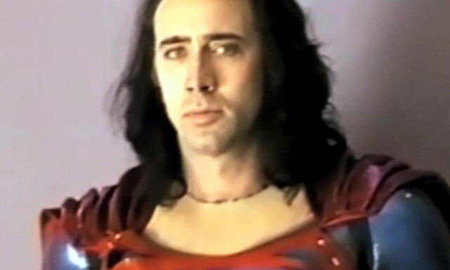 Nicolas Cage kunne vært en langhåra Supermann i psykedelisk disco-lysdrakt